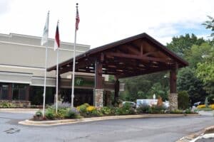 Gallery Timber Frame and Post & Beam Home Construction Holiday Inn Asheville1 Blue Ridge Post & Beam